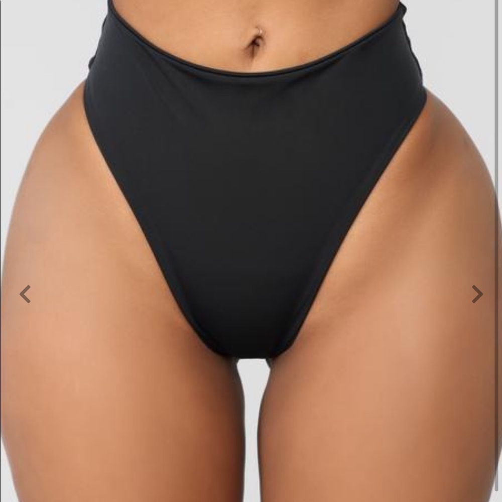Brand new fashion nova swim bottoms only